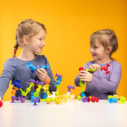 Squigz - Best Bath Toys for Ages 3 to 6 - Fat Brain Toys - US 9444