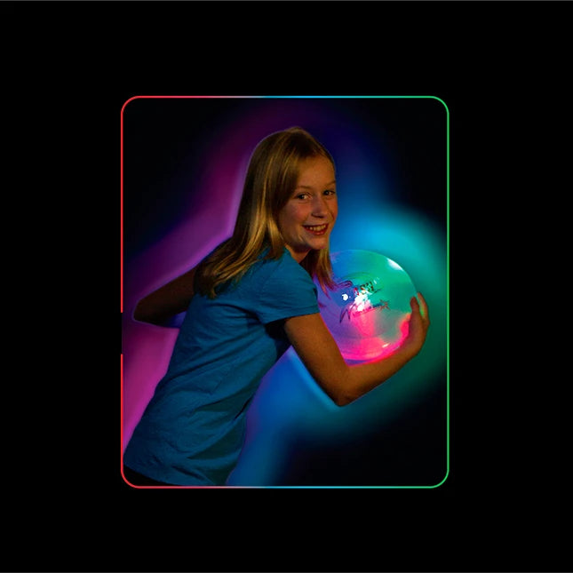 Blaze Light-Up Flying Disc - - Fat Brain Toys - US 6455