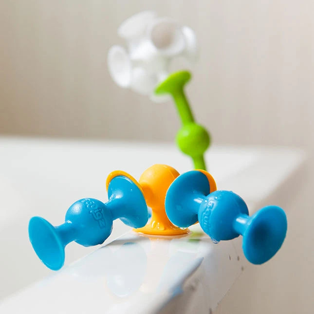 Squigz - Best Bath Toys for Ages 3 to 6 - Fat Brain Toys - US 9446