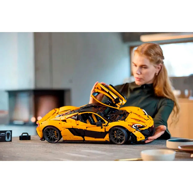 LEGO Technic - McLaren P1™ V39 - - Fat Brain Toys - US 7894