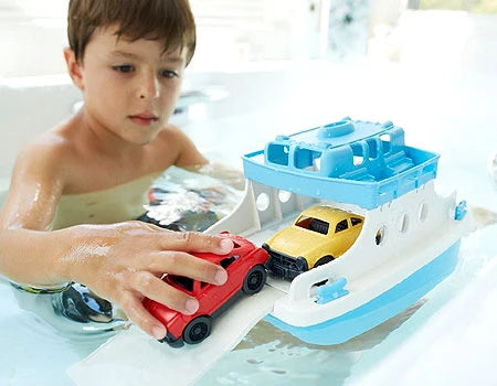 Green Toys Ferry Boat - Best Bath Toys for Ages 3 to 8 - US 3086